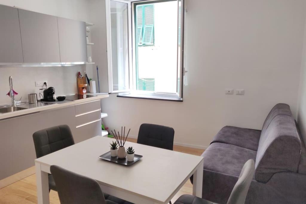 Appartement La Casa Di Dani à Gênes Extérieur photo