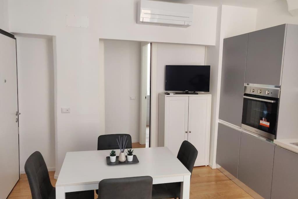 Appartement La Casa Di Dani à Gênes Extérieur photo